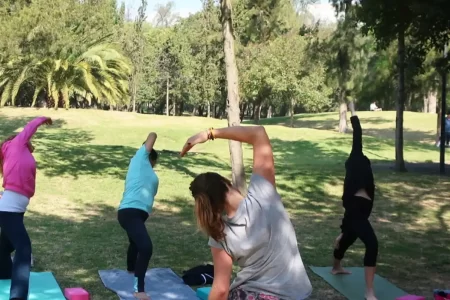 Yoga y meditación en el bosque de Chapultepec
